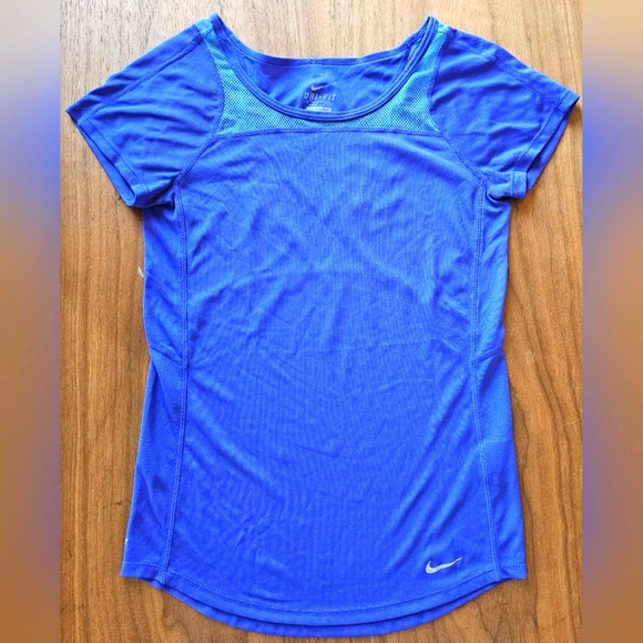 Nike Dri-Fit t-shirt, women's XS, Blue-ish Purple colour, great condition. - Picture 1 of 6